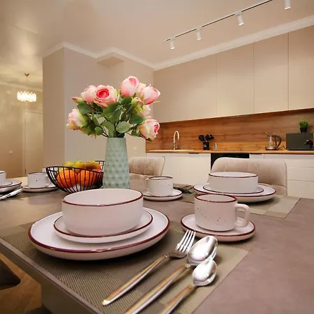 Modern, Spacious And Elegant Apt Almaty Exterior photo