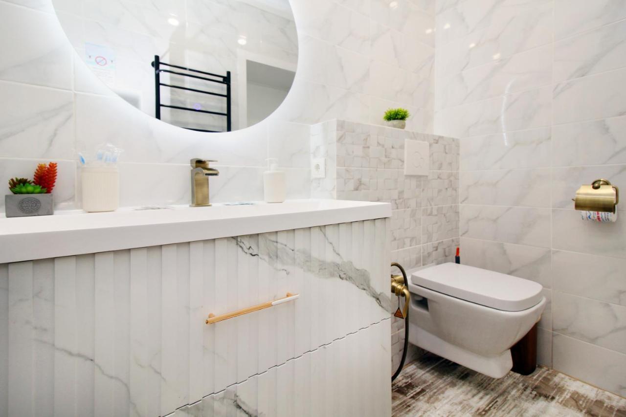 Modern, Spacious And Elegant
