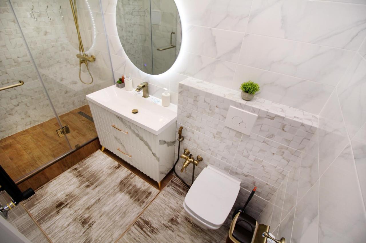 Modern, Spacious And Elegant Apartment Almaty
